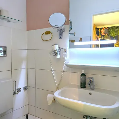 Lieblingsplatz Wannerhus Hotel Groemitz